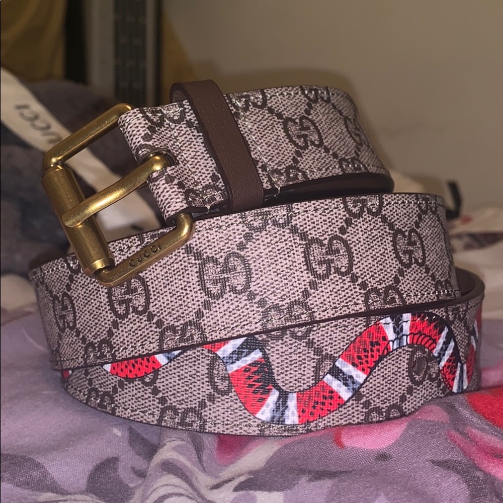 COPY - Gucci snake belt GG print